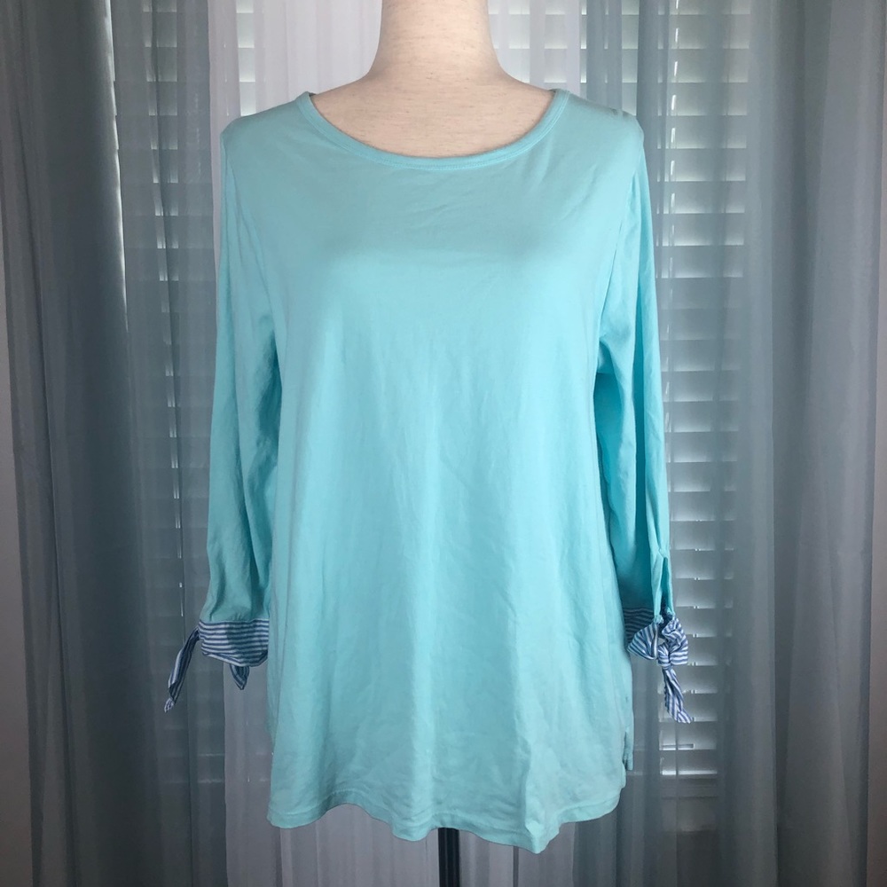 Crown & Ivy Top
